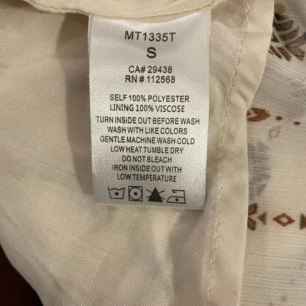 Miss Me Cream Pattern Top - Picture 6 of 7